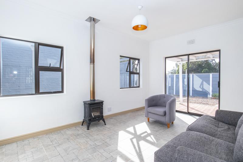 To Let 3 Bedroom Property for Rent in Plumstead Western Cape